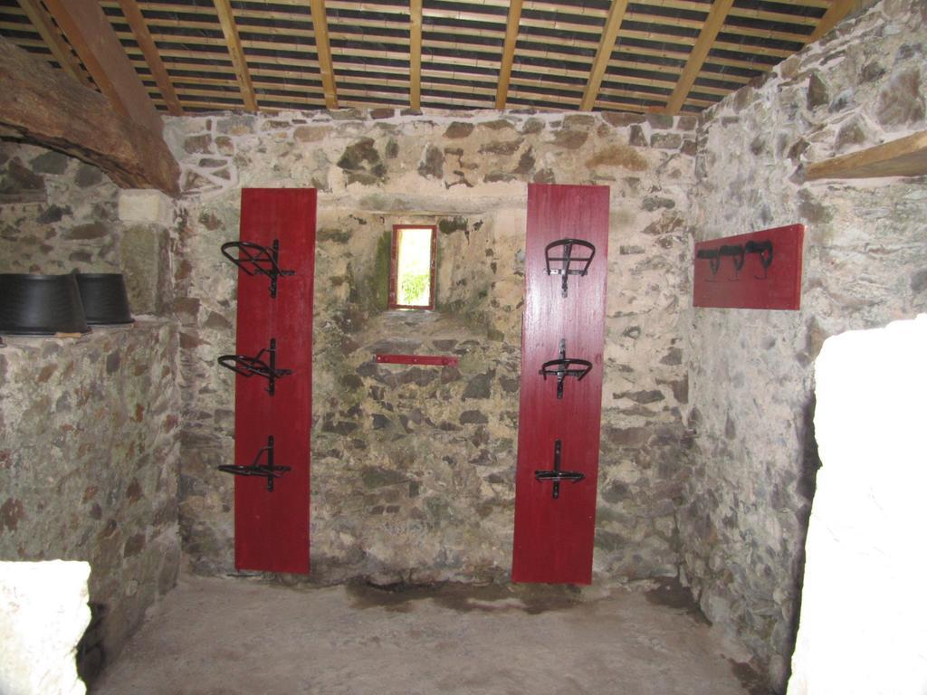 Gite De La Ferme De La Cour Crasville  Kültér fotó